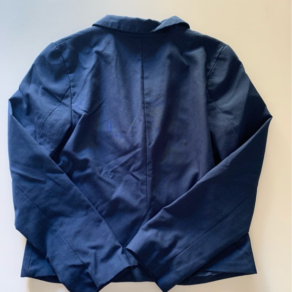 H&M | Navy double breasted blazer | Short length | Gold buttons - Picture 5 of 9